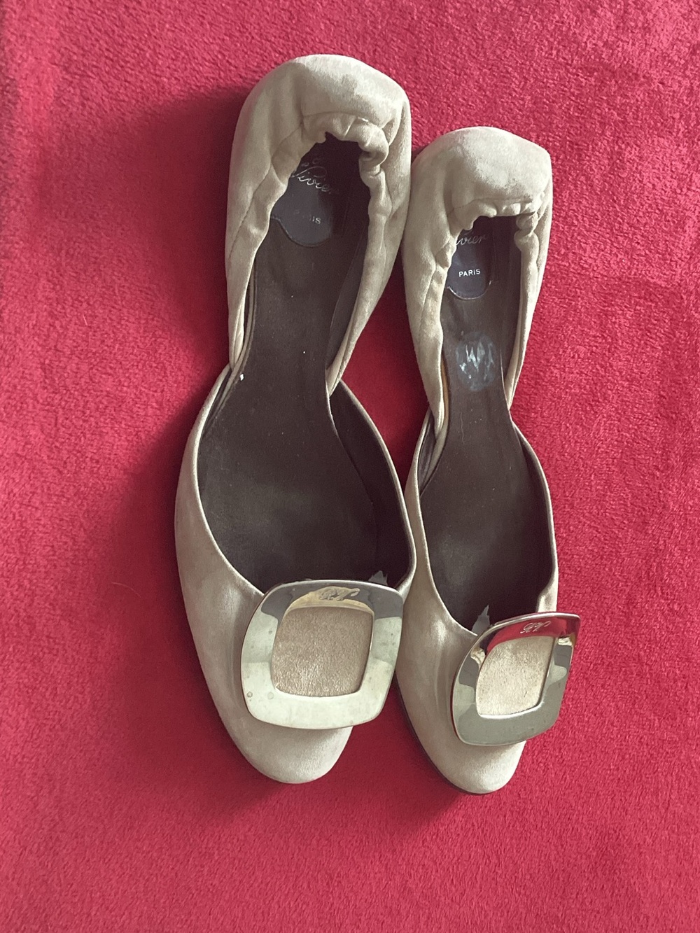 Roger Vivier Beige Suede Ballet Flats with Silver Buckle